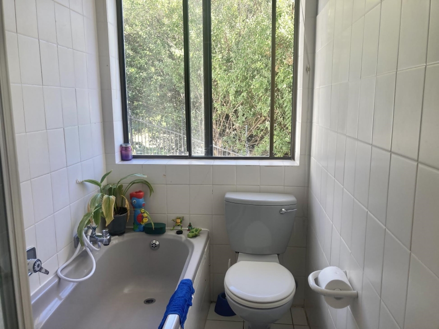 To Let 4 Bedroom Property for Rent in Beach Estate Western Cape